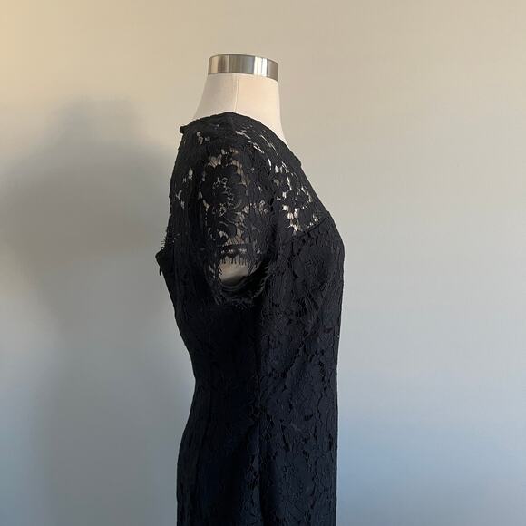 Banana Republic Lace Overlay Sheath Dress Raw Scallop Hem Black 4 NWT - Picture 5 of 11